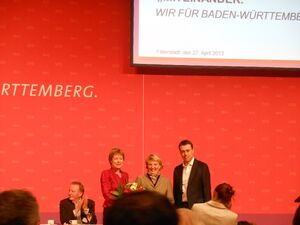 Bundestagskandidatin Dorothee Schlegel zusammen mit Katja Mast und Nils Schmid
